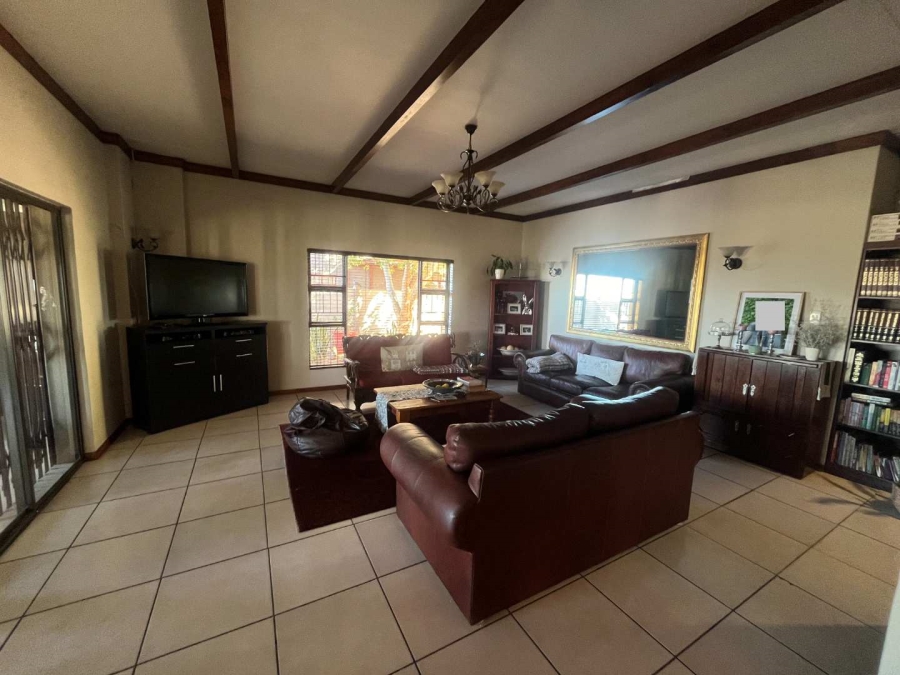 4 Bedroom Property for Sale in Keidebees Northern Cape